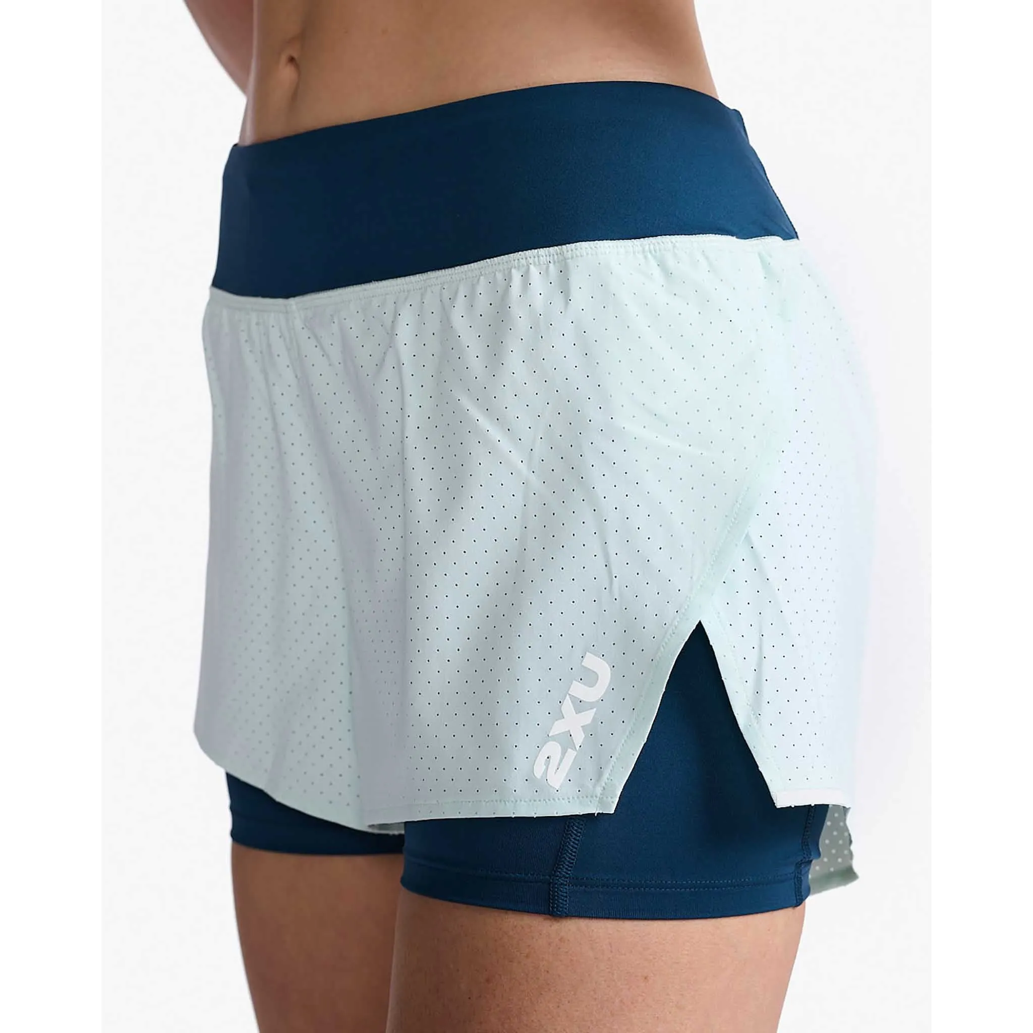 2XU Aero 2-en-1 4-Inch shorts de course à pied pour femme