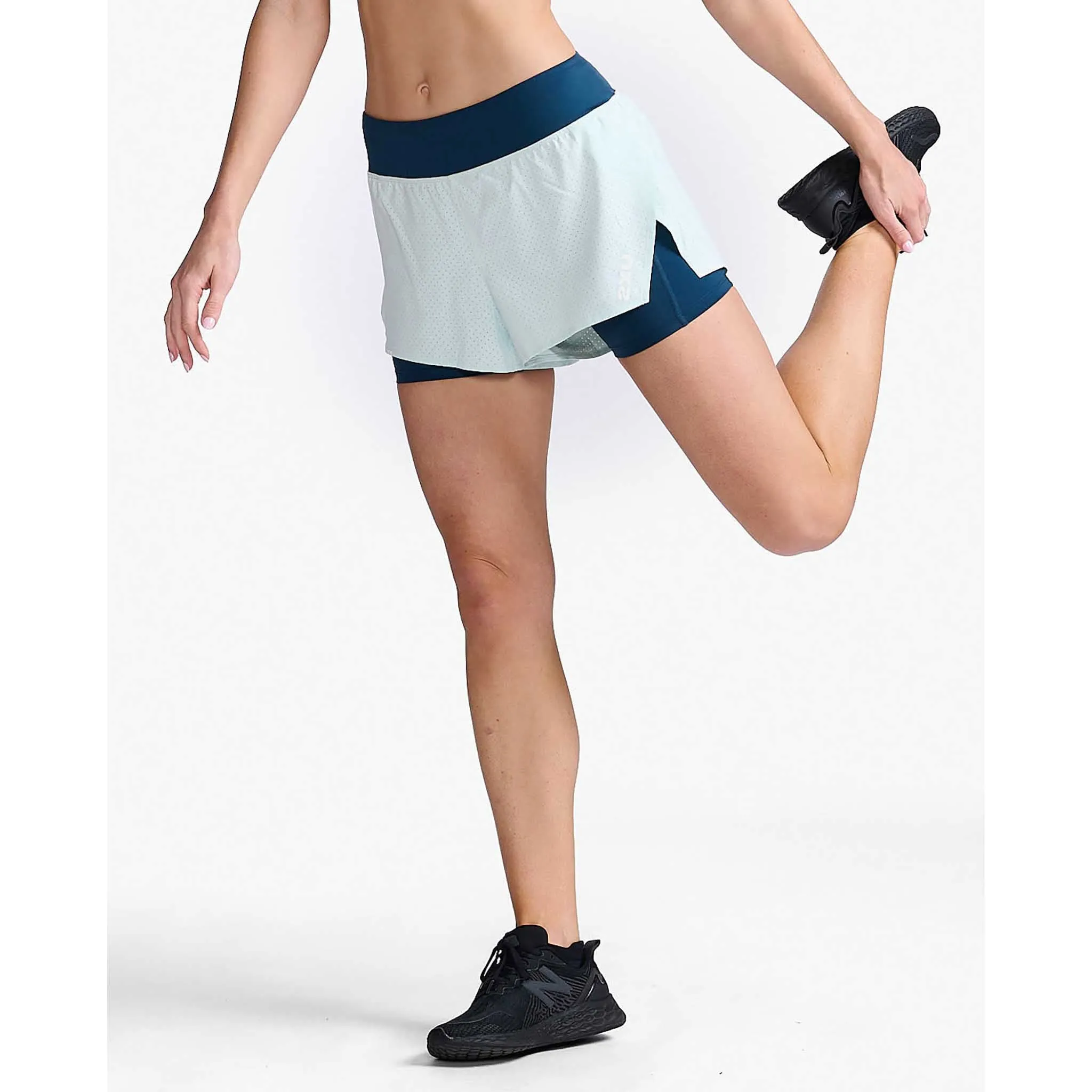 2XU Aero 2-en-1 4-Inch shorts de course à pied pour femme