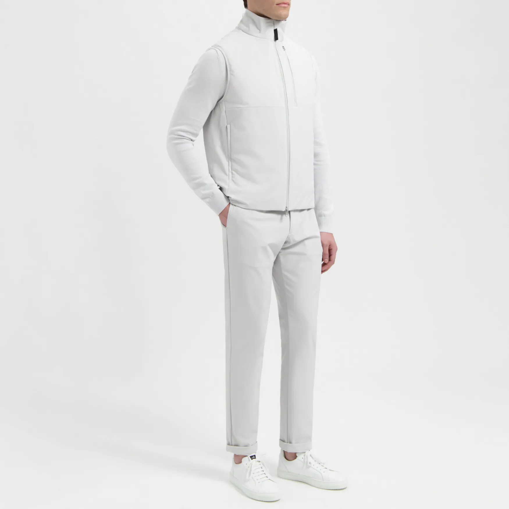 BRETT | Light Grey
