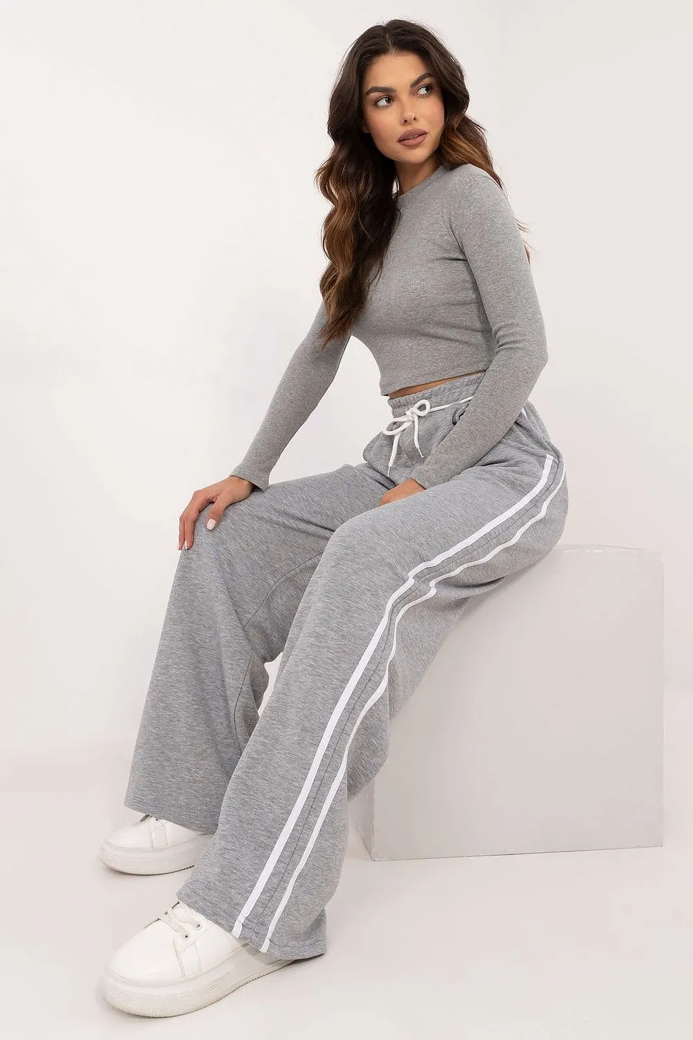 Casual sporty style wide legs pants set