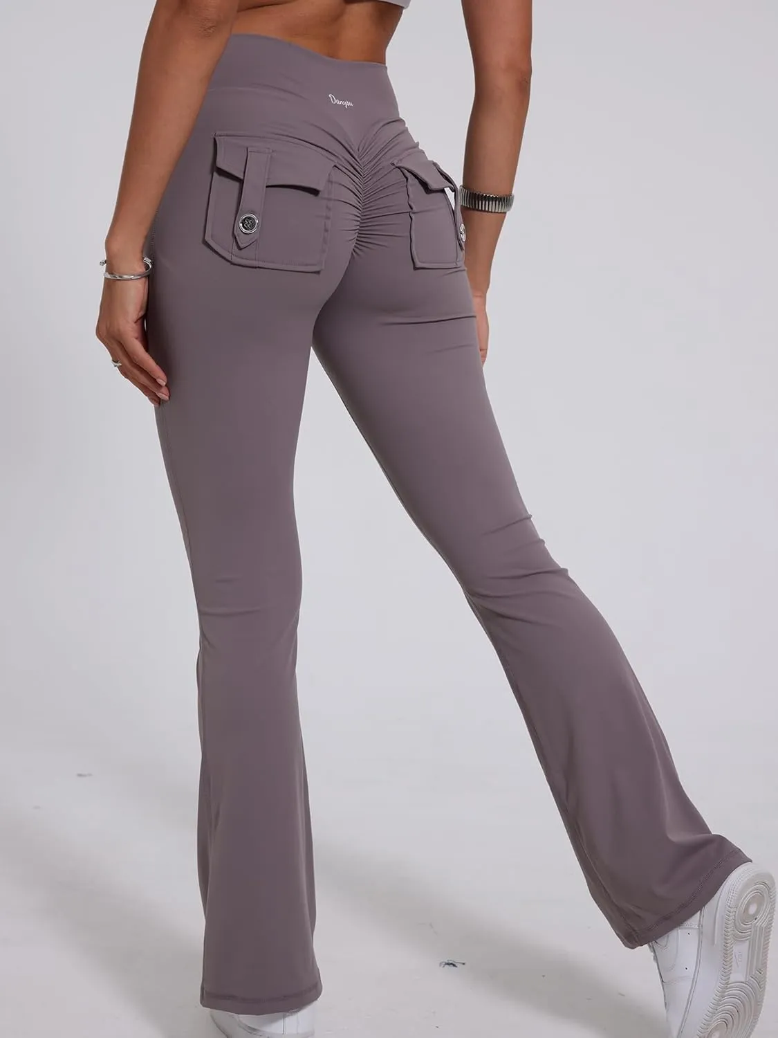 Danysu Flare Leggings with Pockets for Women Scrunch Butt Lifting Cargo Leggings V Waist Tummy Control Bootcut Yoga Pants