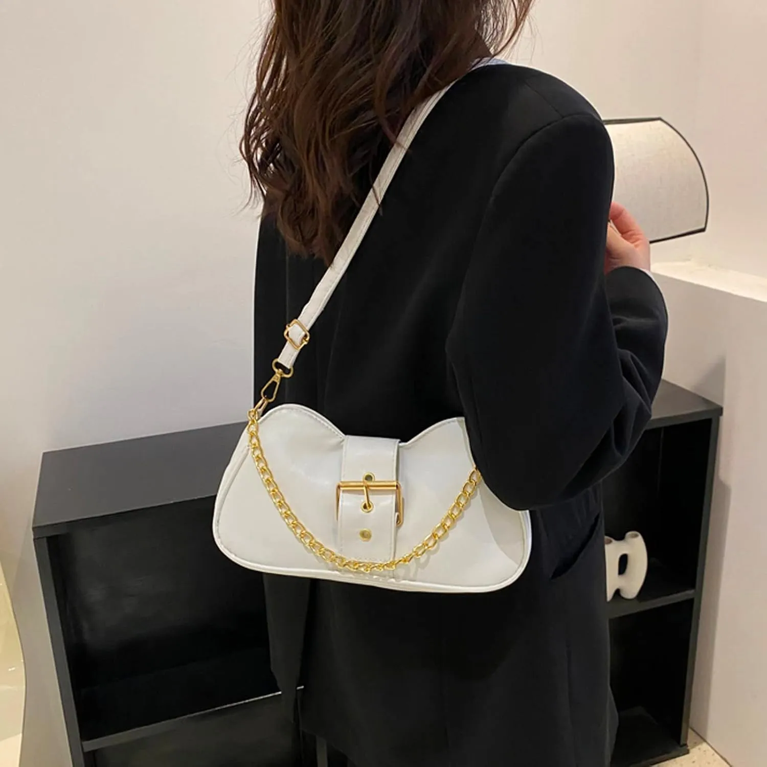 Ladies Fashion Retro Solid Color Leather Metal Adjustable Shoulder Strap Messenger Bag Mens Messenger Bag for