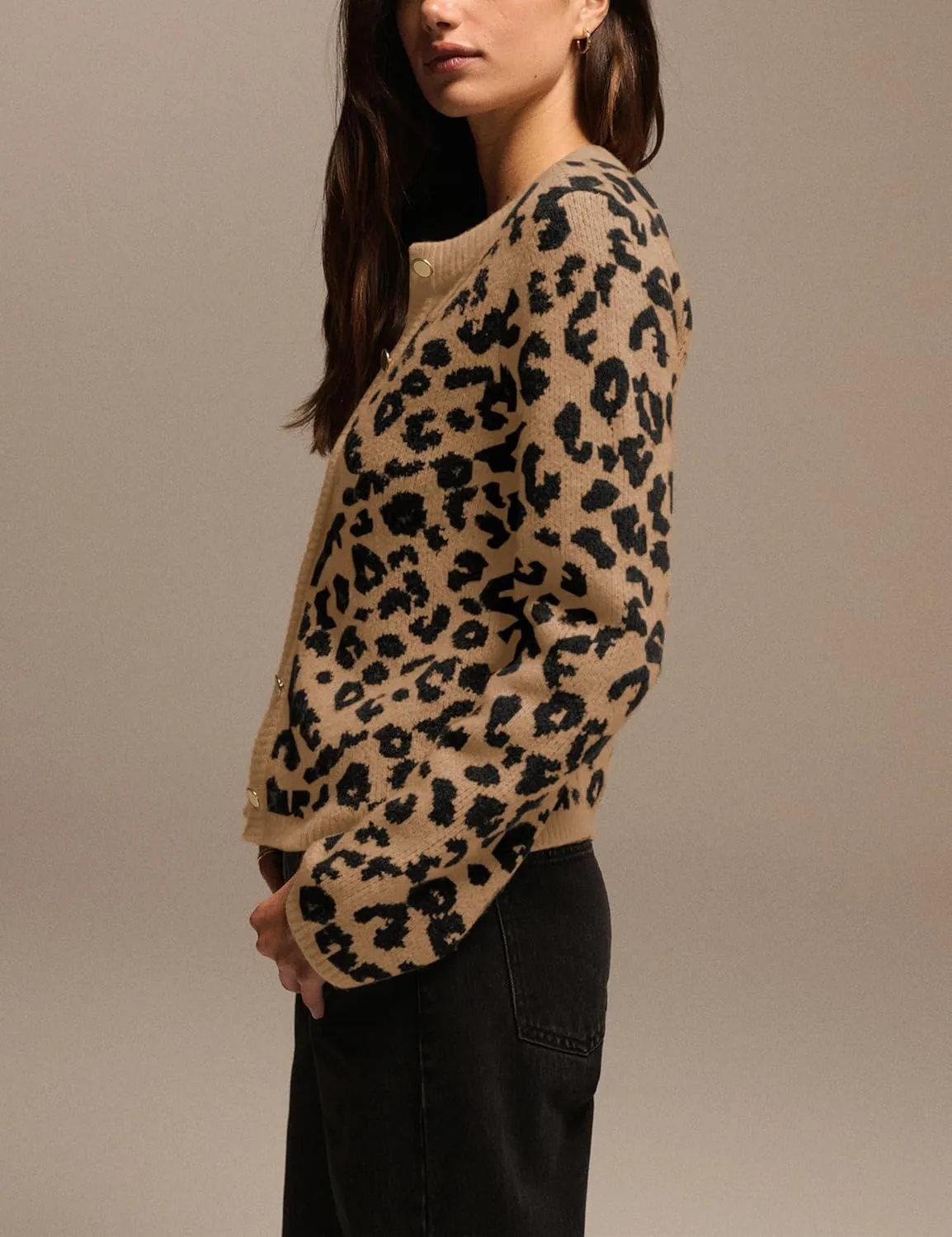 Leopard Print Cardigans for Women Cheetah Open Front Sweaters Button Down Knit Fall Clothes Long Sleeve Outwear Coats