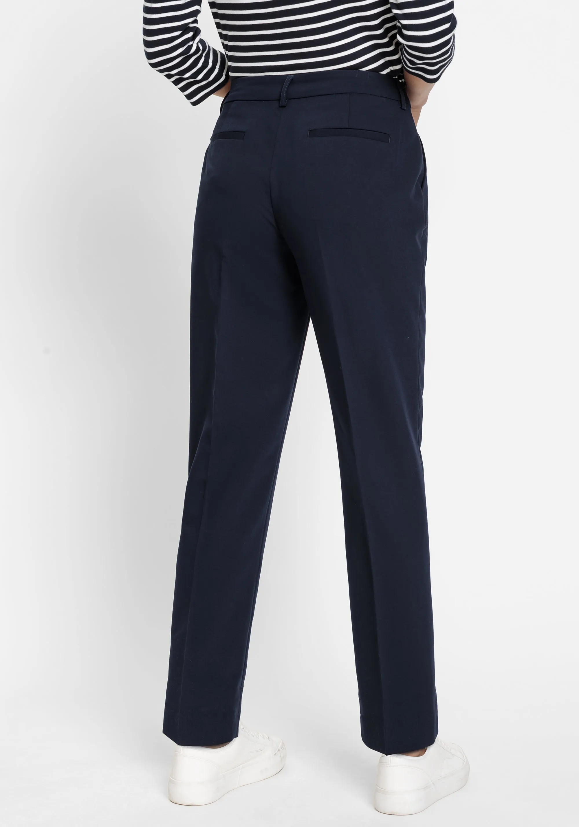 Lisa Fit Straight Leg Cropped Trouser