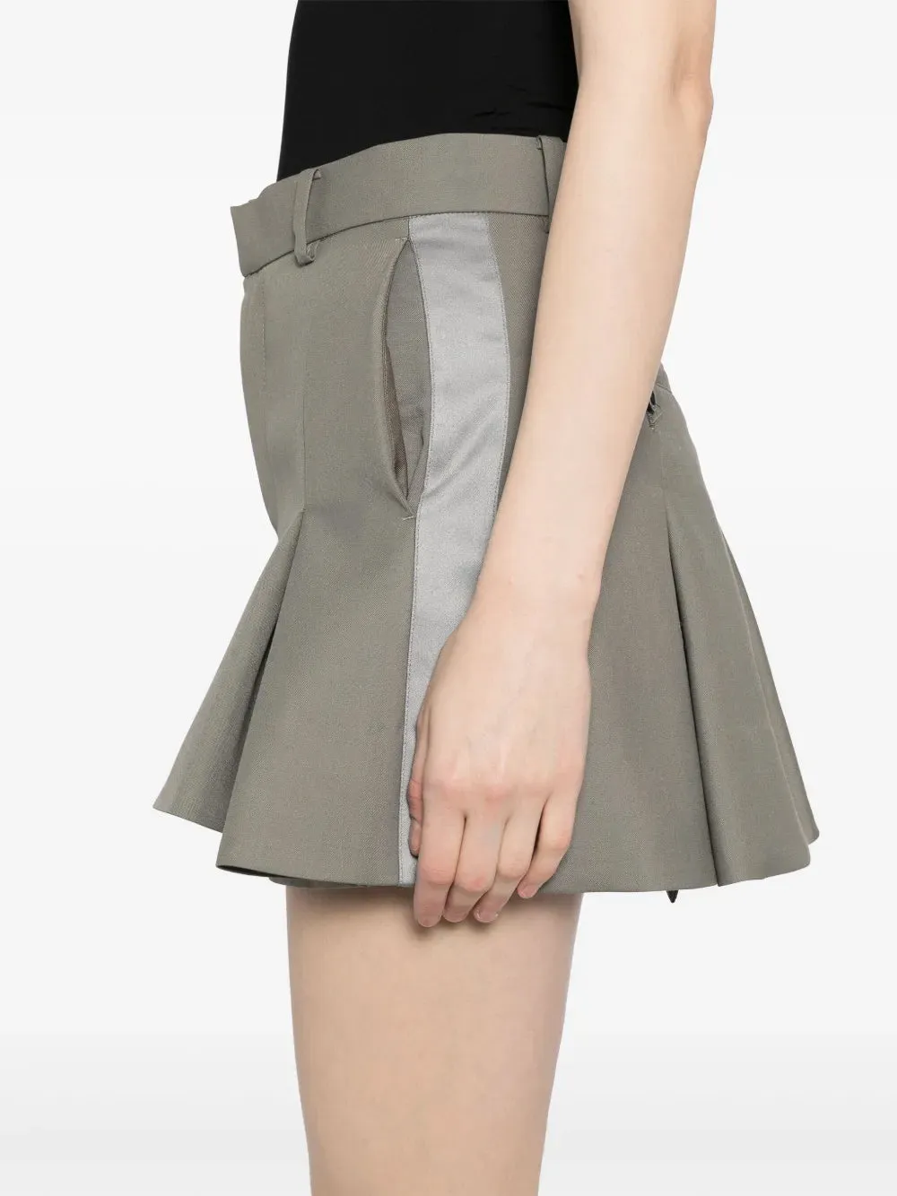 Pleated Suiting Shorts
