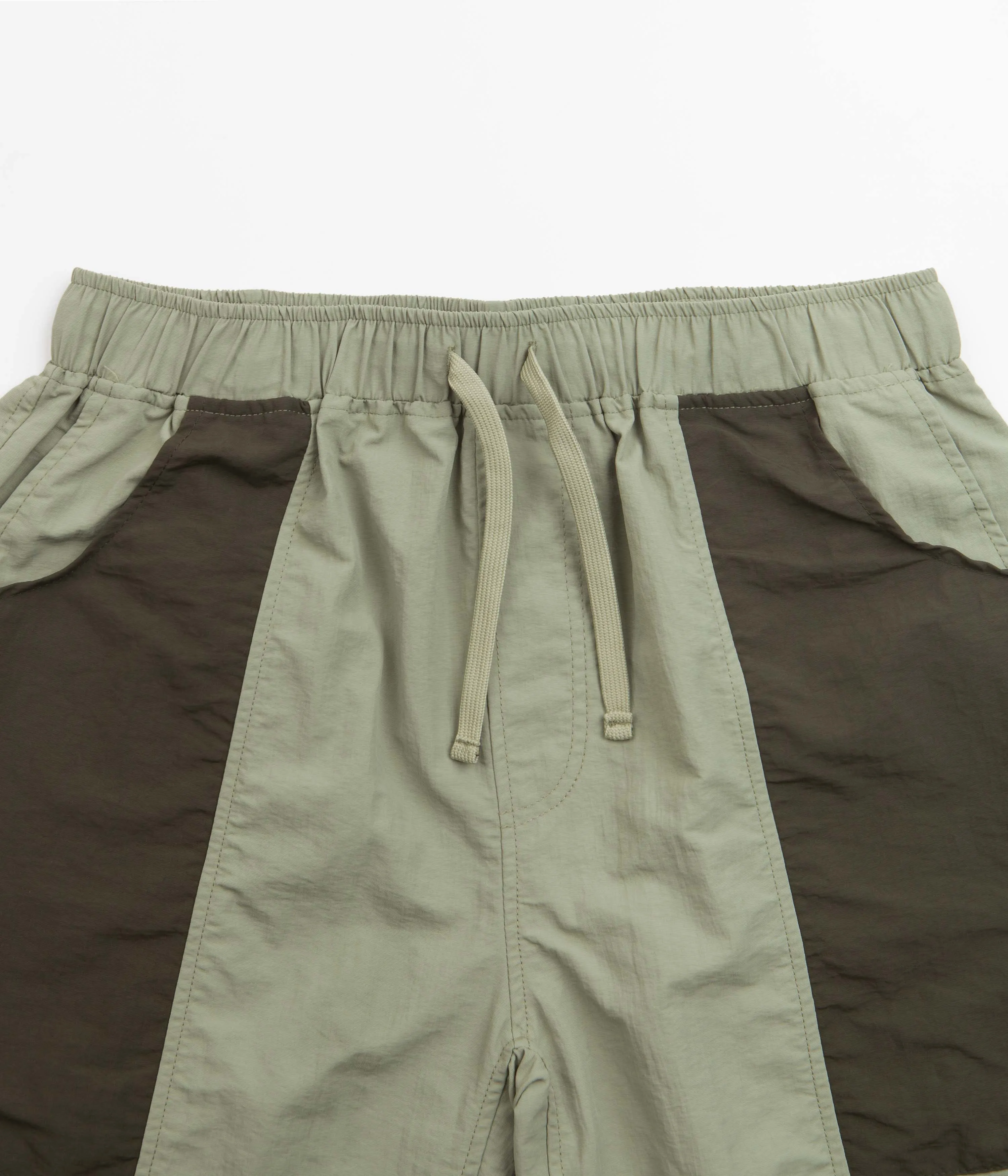 Quasi Solo Shorts - Moss