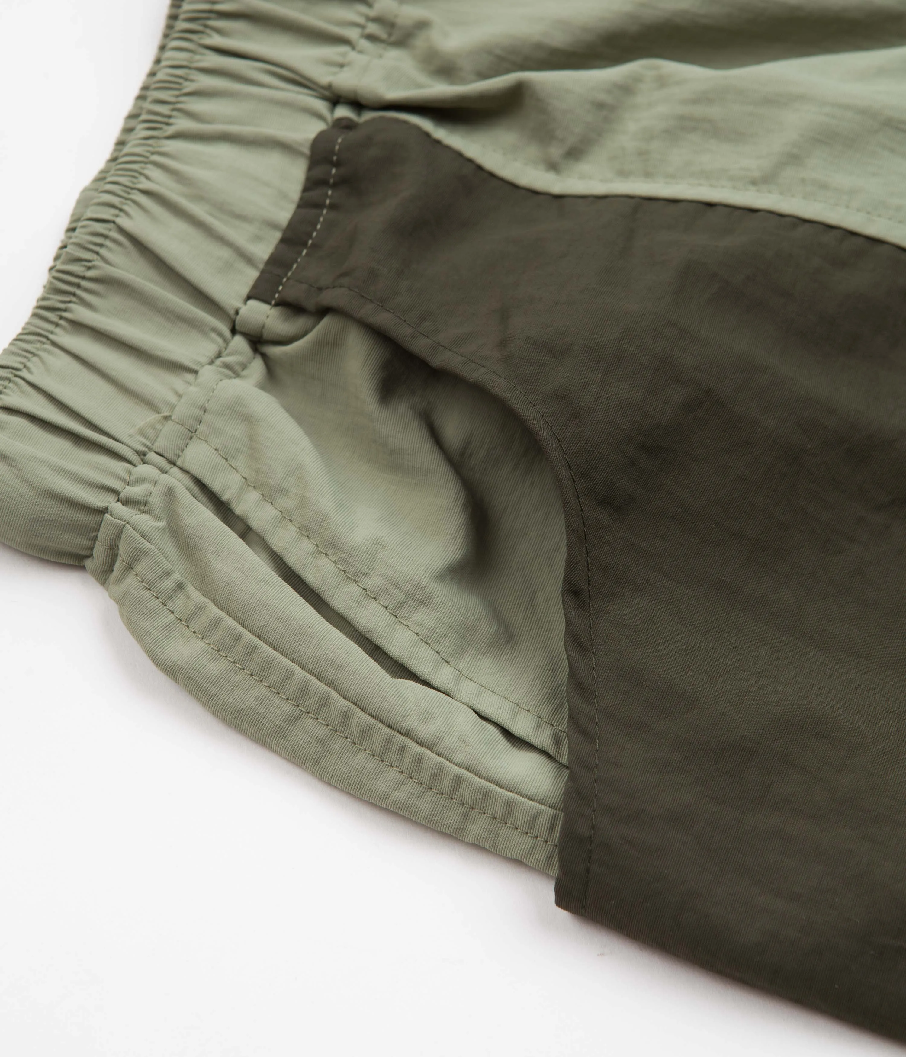 Quasi Solo Shorts - Moss