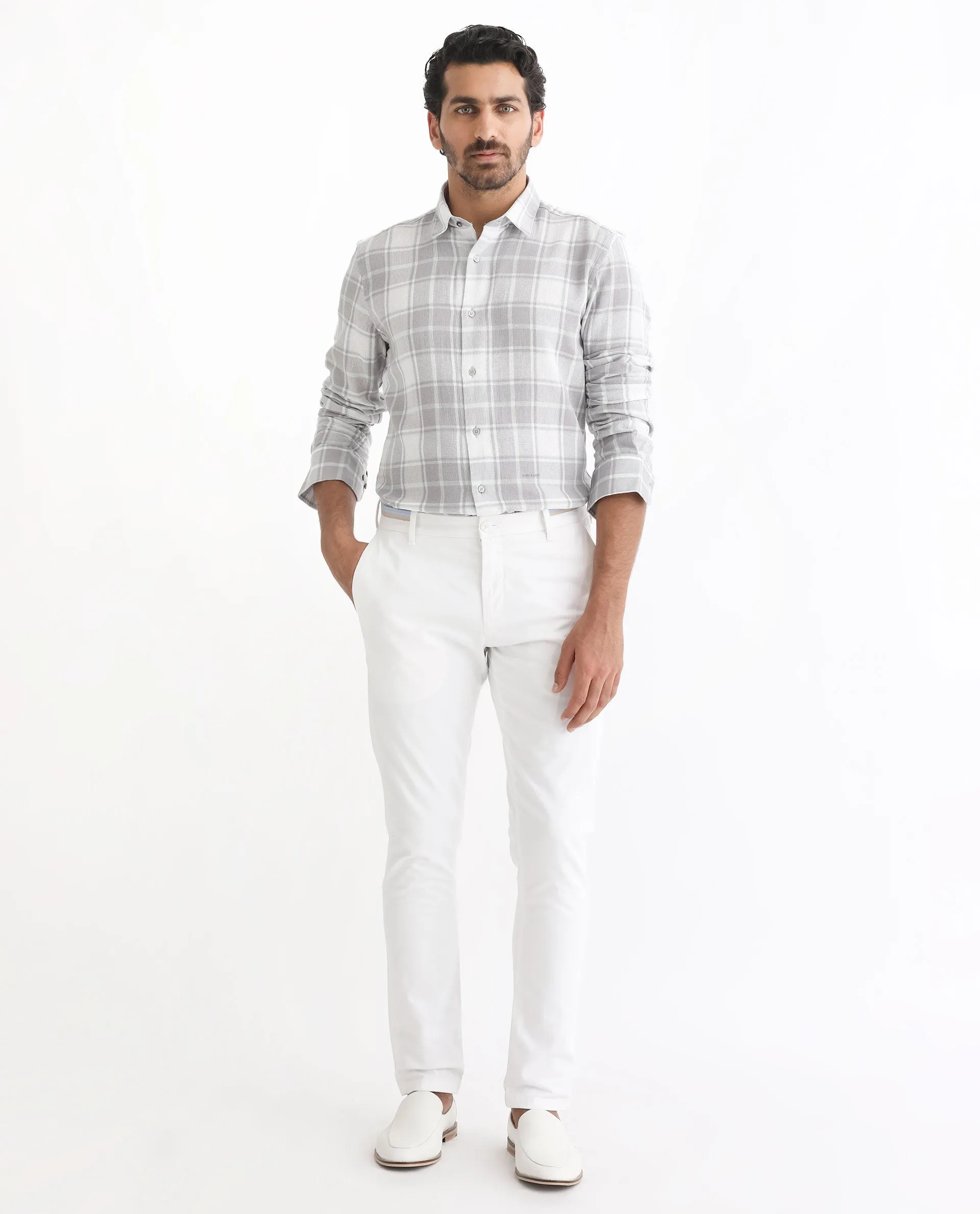 Rare Rabbit Men's Trews-22 White Solid Mid-Rise Regular Fit Trouser