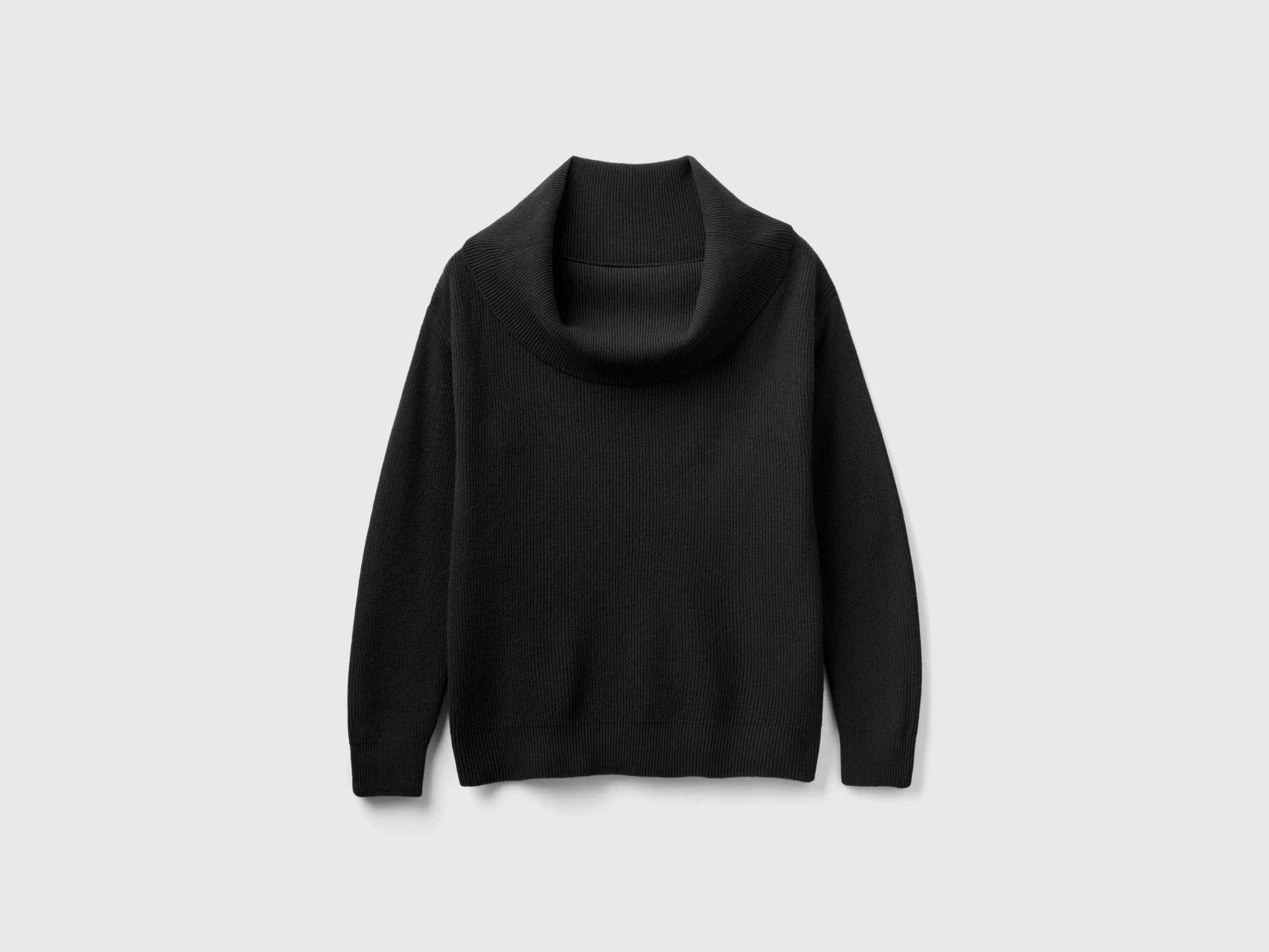 Relaxed Fit Off Shoulder Solid Sweater