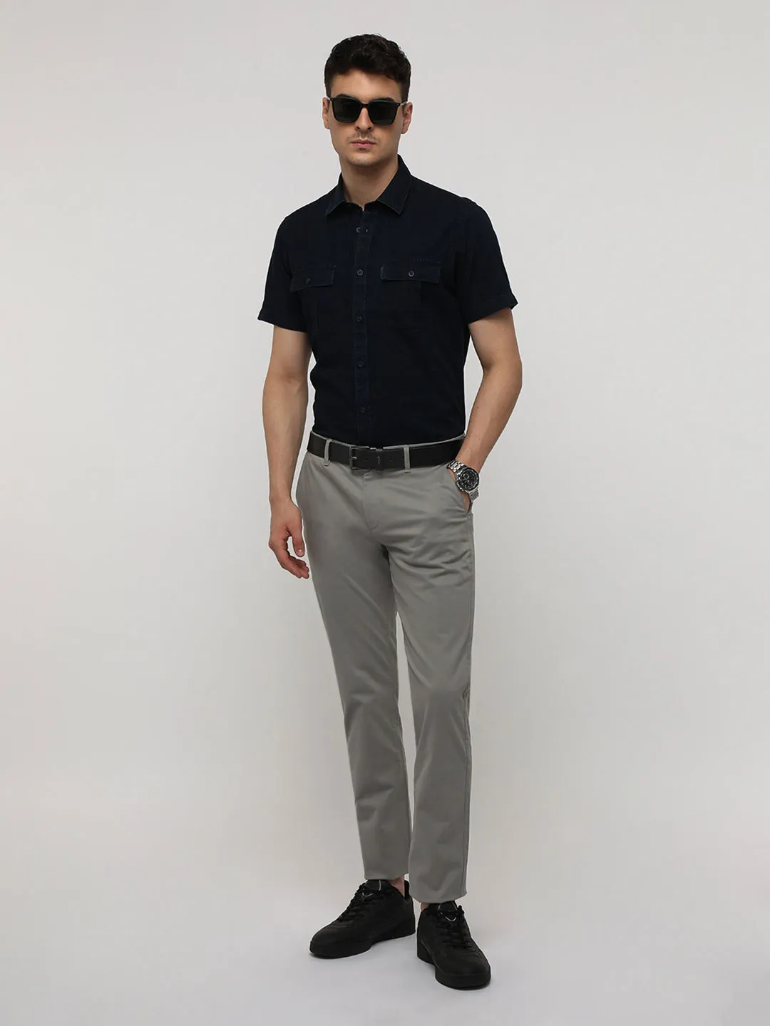 Slim Fit Beige Trouser for Comfortable Wear