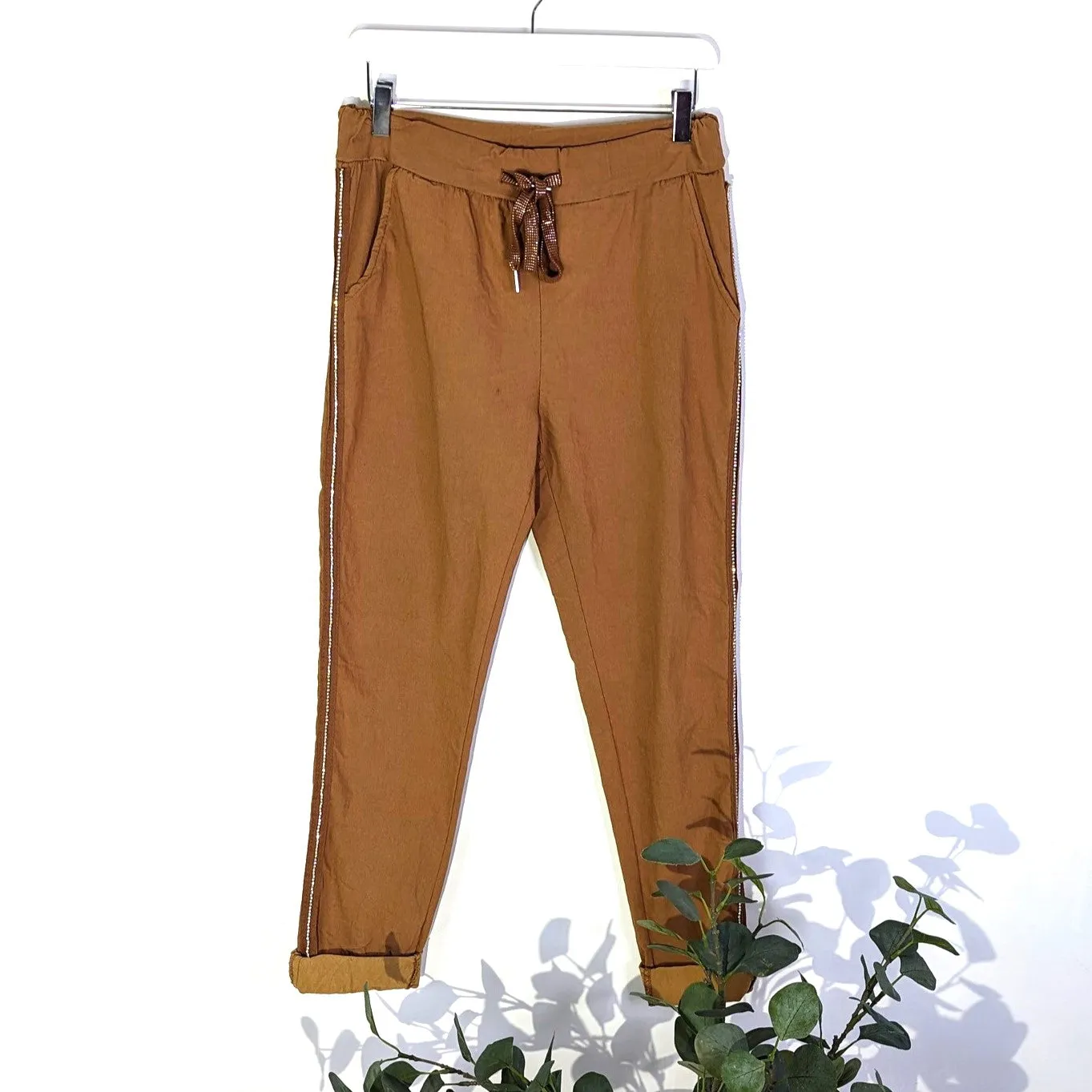 Super stretch trousers with crystal edge detail