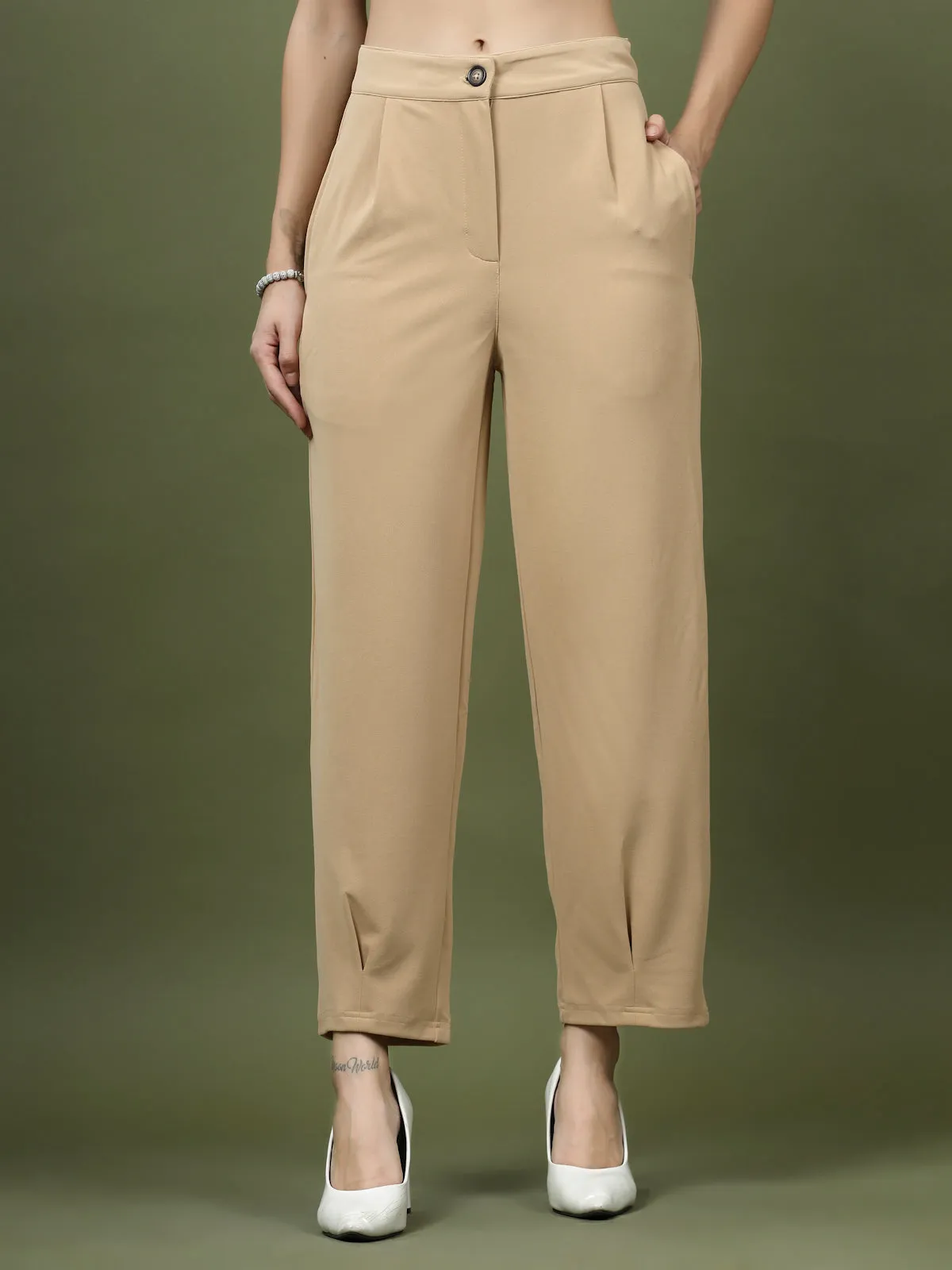 Women Nude Regular Fit Mid-Rise Parallel Trousers